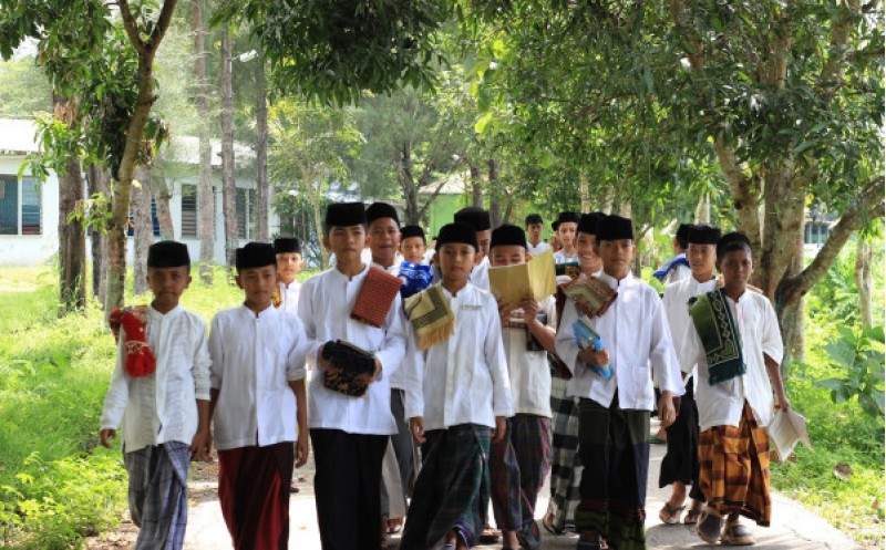 Nur Ul Ilmi Pedes